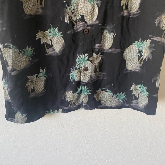 Tommy Bahama Mens Shirt Island Modern Fit Size L Hawaiian Pineapple 100% Silk - Picture 5 of 11